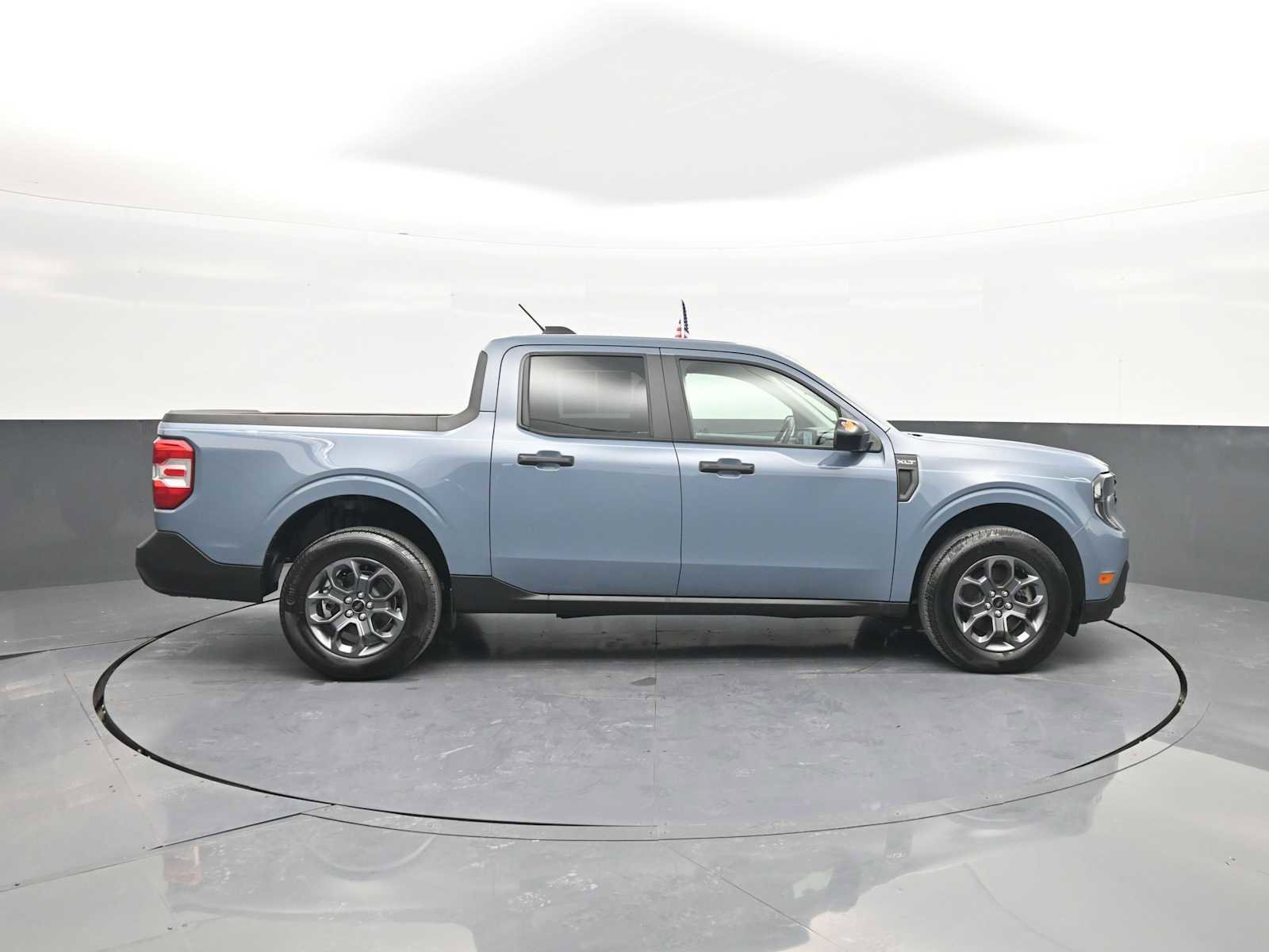 Used 2025 Ford Maverick XLT w/ XLT Luxury Package AWD/4WD image 9