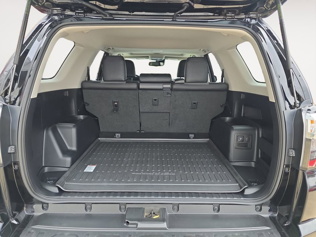Used 2023 Toyota 4Runner SR5 Premium image 14