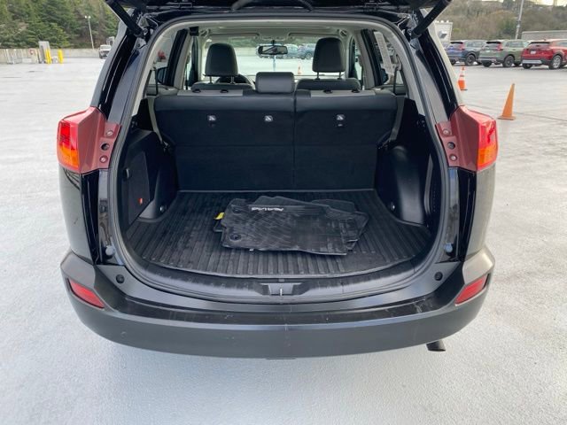 Used 2015 Toyota RAV4 Limited image 9