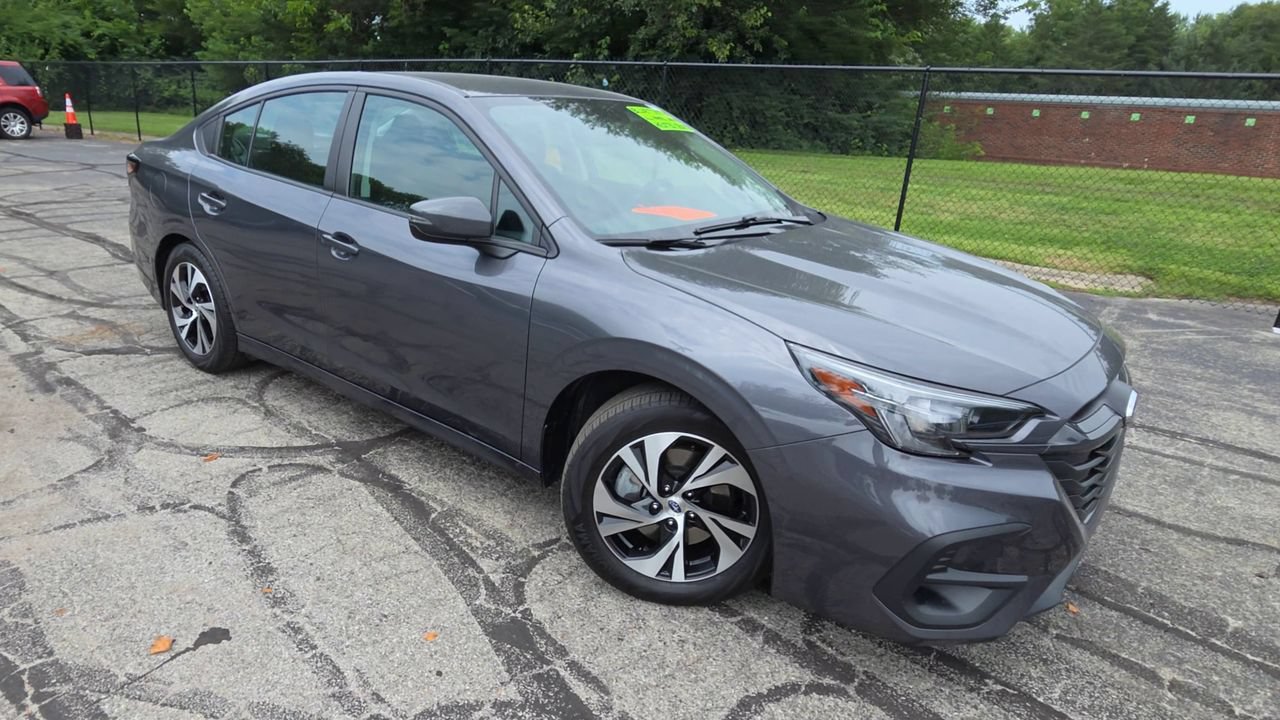 Certified 2025 Subaru Legacy Premium AWD/4WD image 2