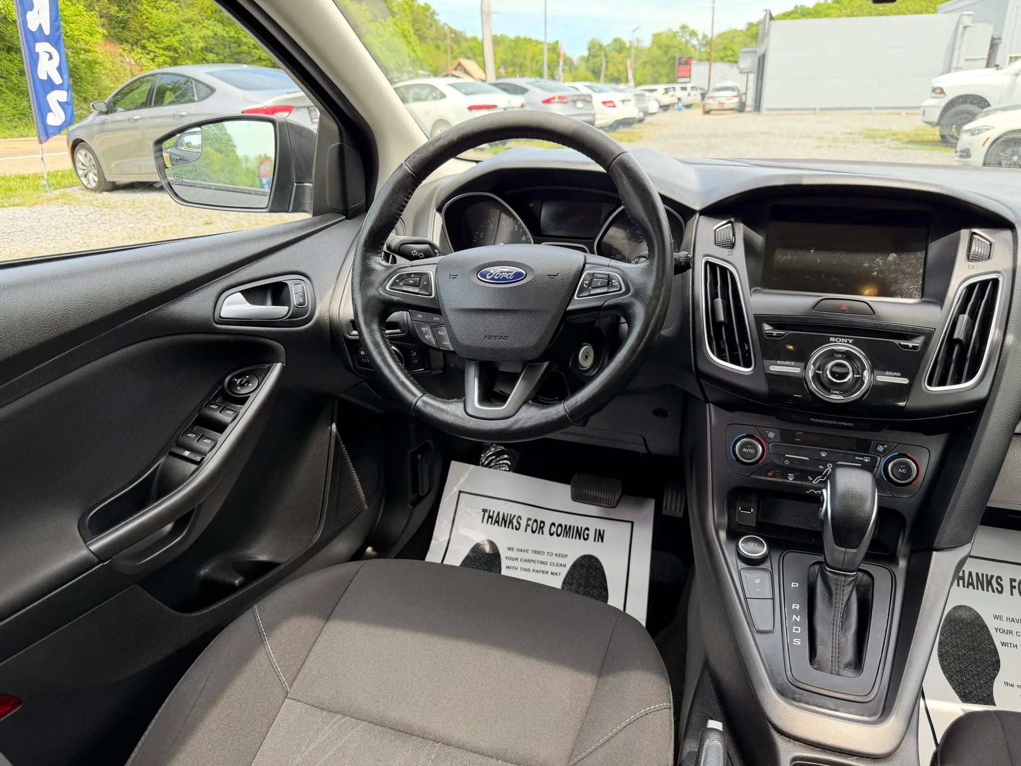 Used 2017 Ford Focus SEL w/ Cold Weather Package FWD image 25