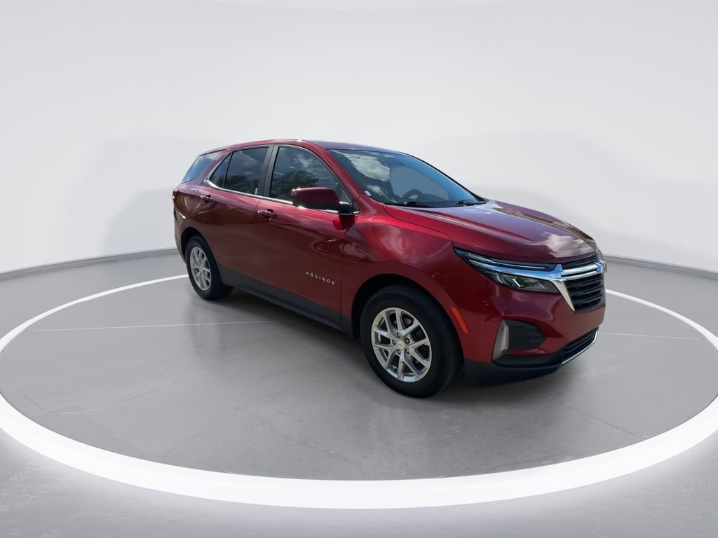 Used 2023 Chevrolet Equinox LT FWD image 2