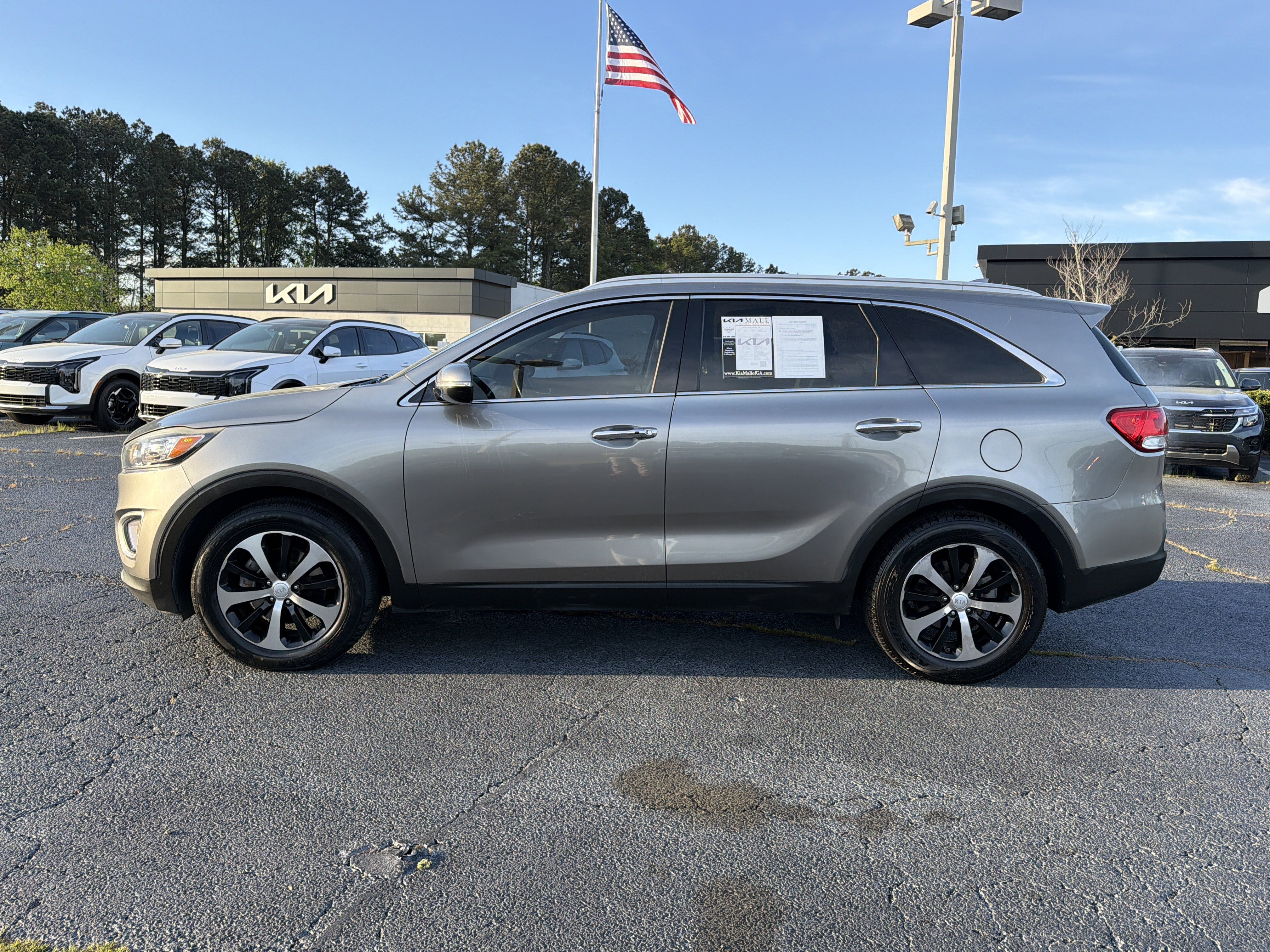 Used 2018 Kia Sorento EX image 6