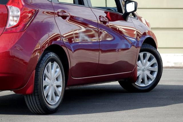 Used 2015 Nissan Versa Note SV image 24