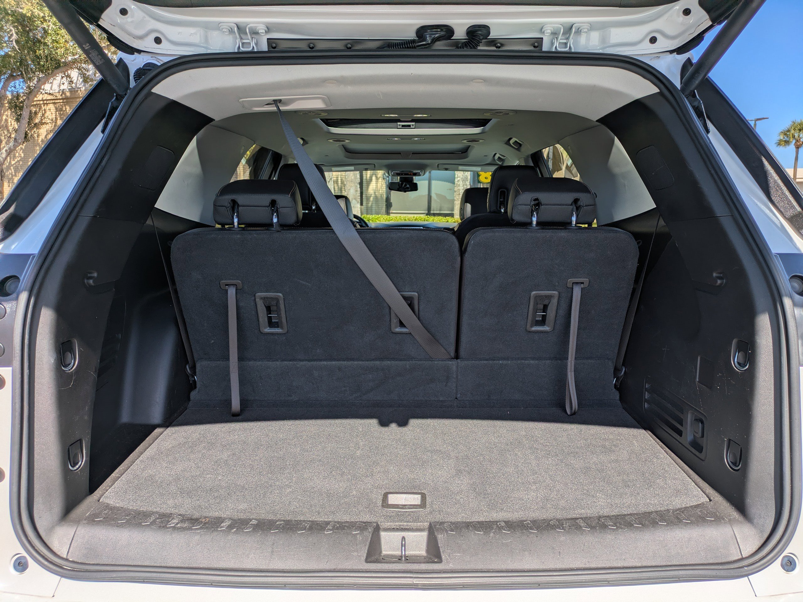 Used 2018 Chevrolet Traverse Premier w/ Driver Confidence II Package image 11