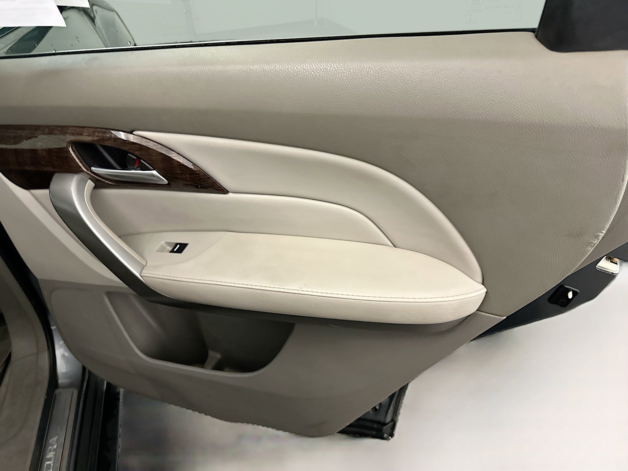 Used 2012 Acura MDX w/ Technology Package image 34