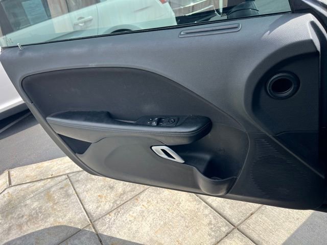 Used 2020 Dodge Challenger SXT RWD image 11