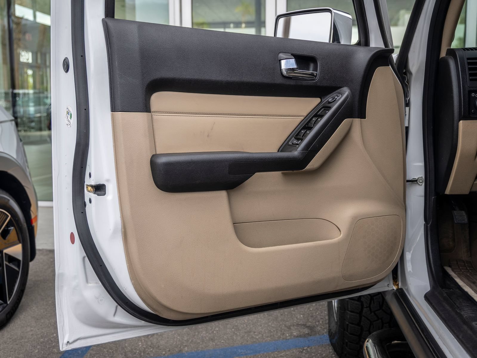 Used 2008 HUMMER H3 Luxury AWD/4WD image 11