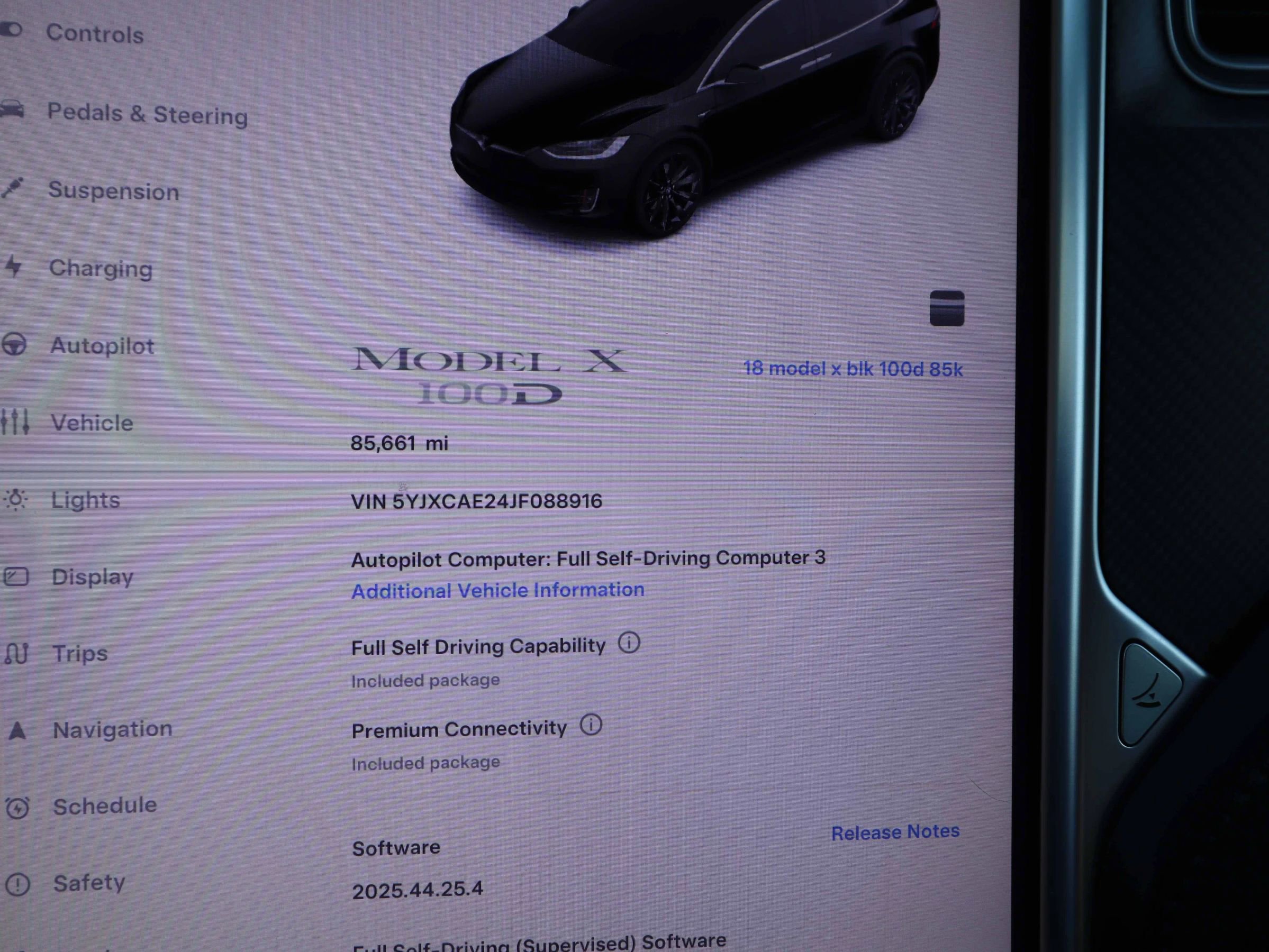 Used 2018 Tesla Model X 100D image 28