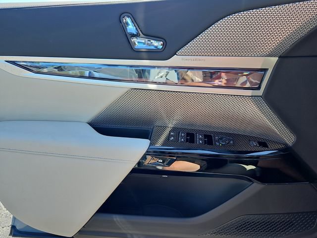 New 2025 BMW 760i xDrive image 33