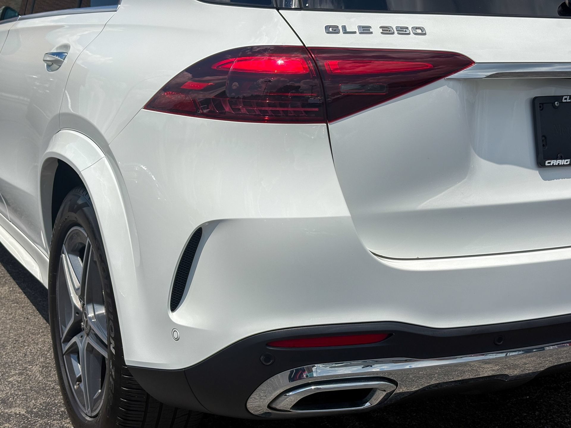 Used 2024 Mercedes-Benz GLE 350 4MATIC image 12