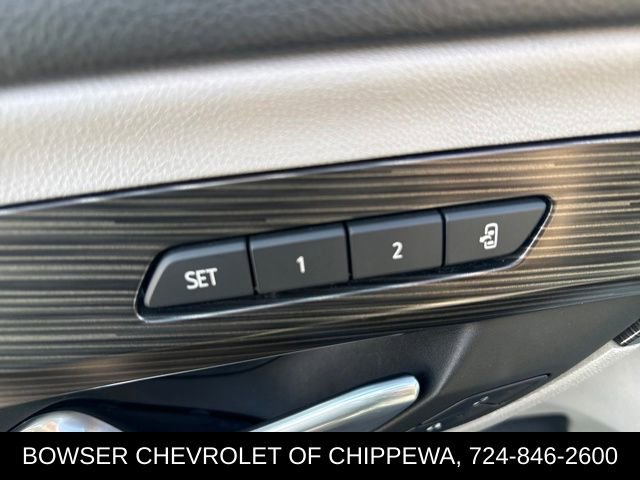 Certified 2022 GMC Terrain SLT w/ Infotainment Package II image 6