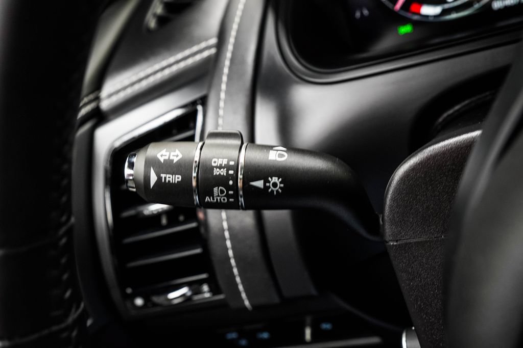 Used 2024 Jaguar F-TYPE R AWD/4WD image 38