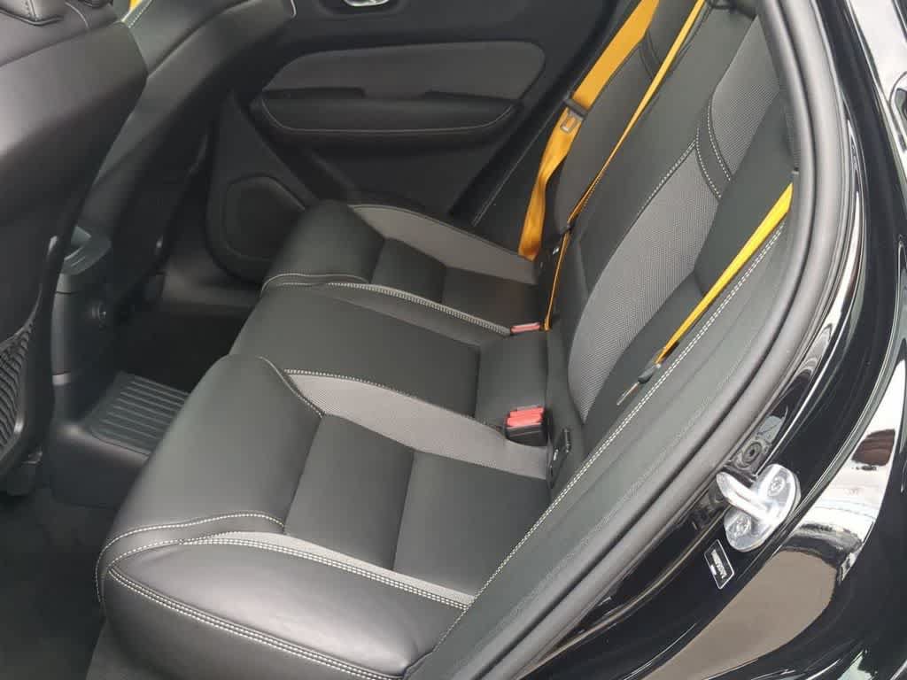 Certified 2024 Volvo XC60 T8 Polestar w/ Protection Package Premier AWD/4WD image 18