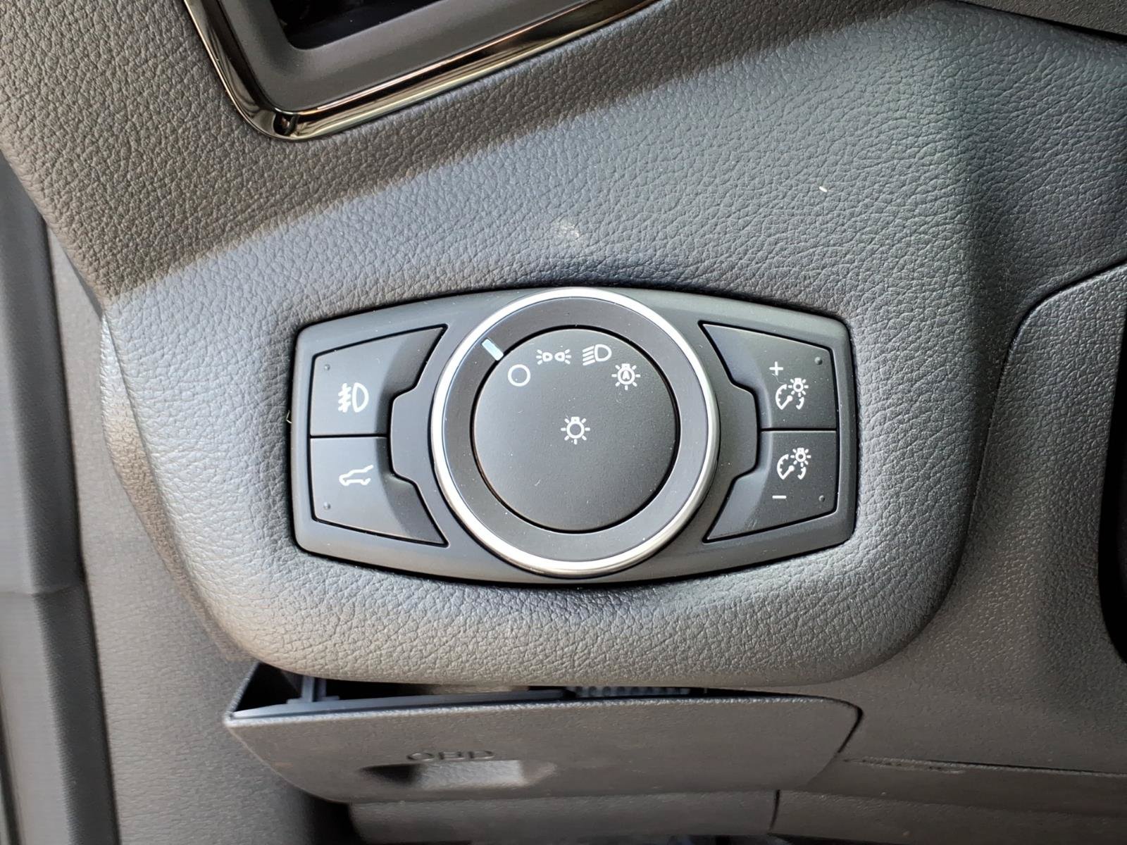 Used 2018 Ford Escape SEL AWD/4WD image 21
