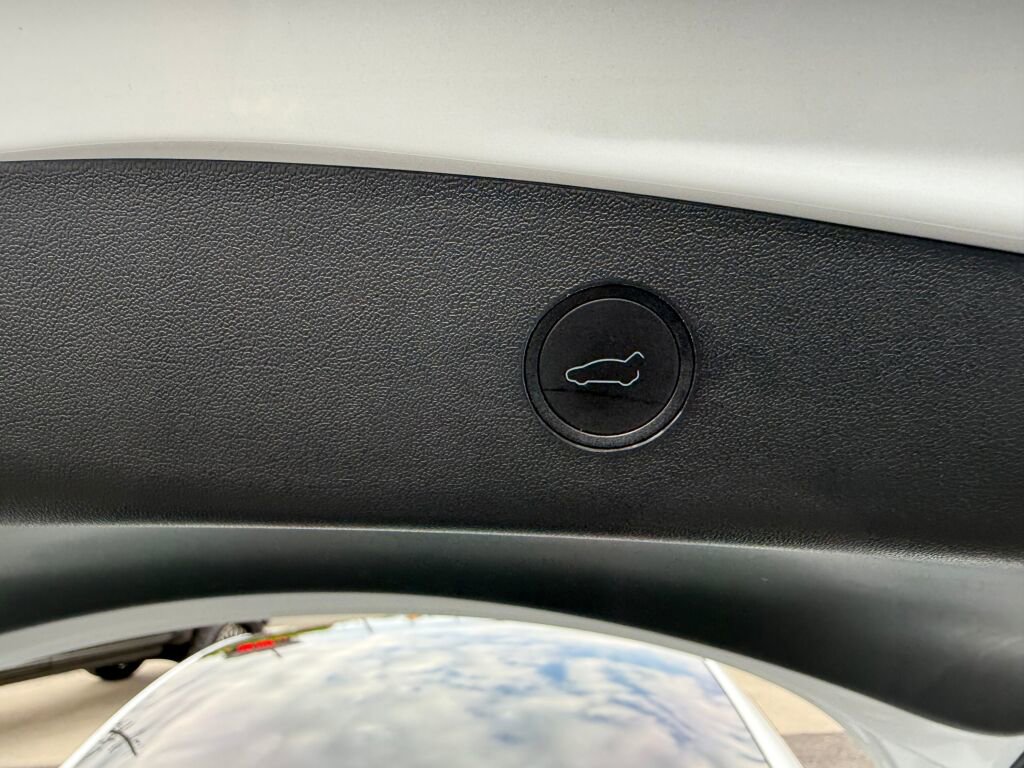 Used 2023 Tesla Model 3 Standard Range RWD image 30