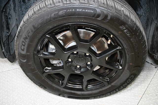 Used 2020 Jeep Renegade Altitude AWD/4WD image 19