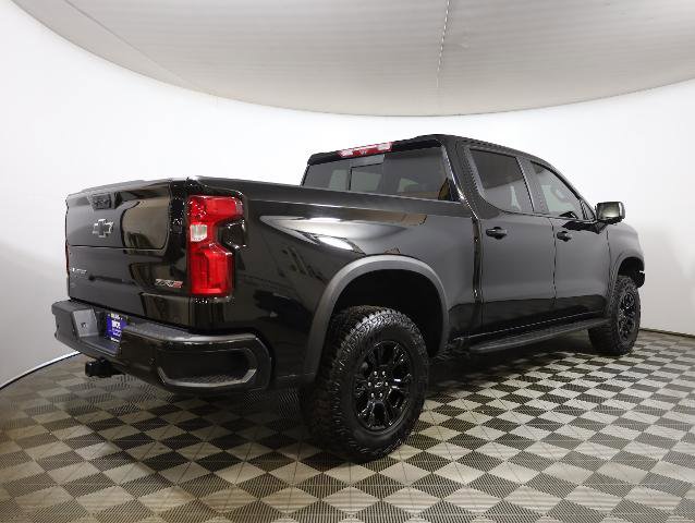 Used 2024 Chevrolet Silverado 1500 ZR2 w/ Technology Package image 5