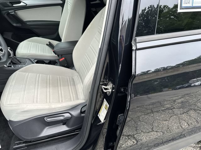 Used 2023 Volkswagen Tiguan S FWD image 13