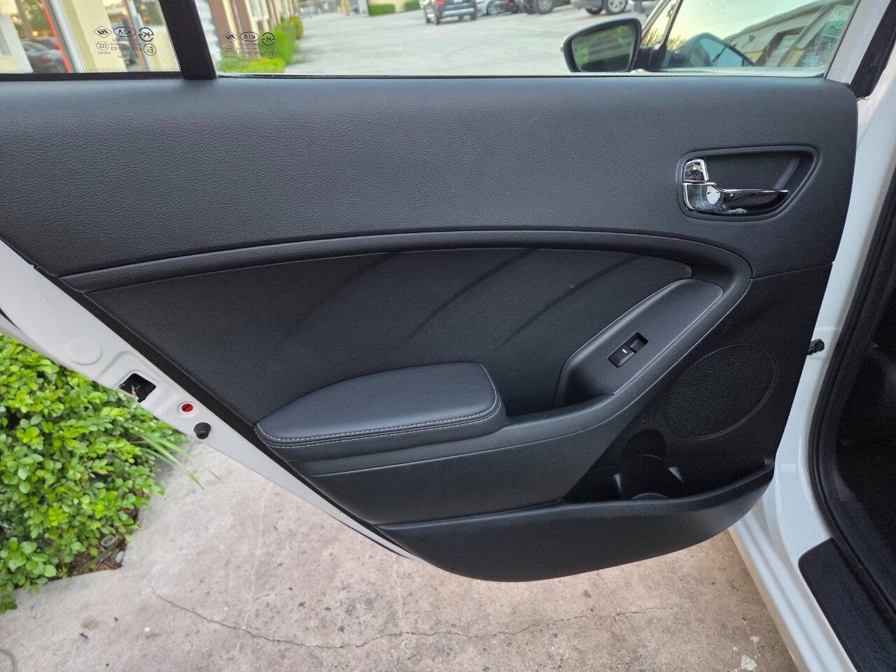 Used 2016 Kia Forte LX w/ LX Popular Package FWD image 11