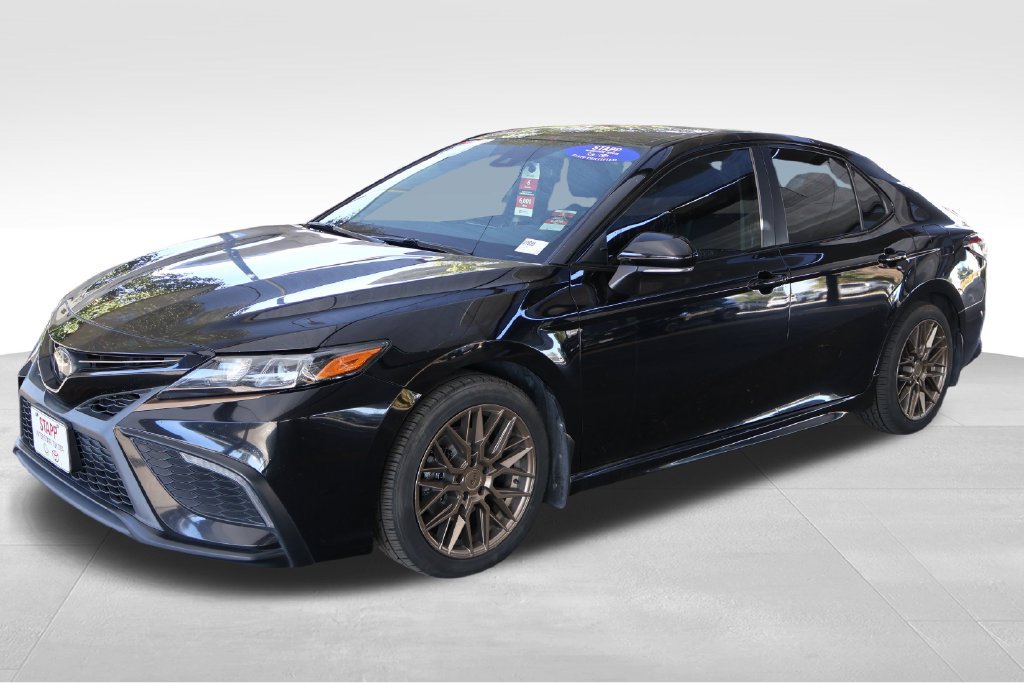 Used 2022 Toyota Camry SE FWD image 10