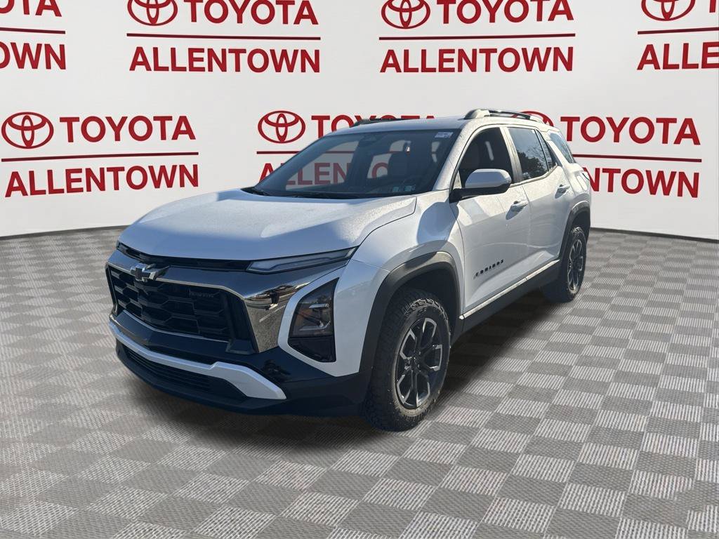 Used 2025 Chevrolet Equinox ACTIV AWD/4WD image 17