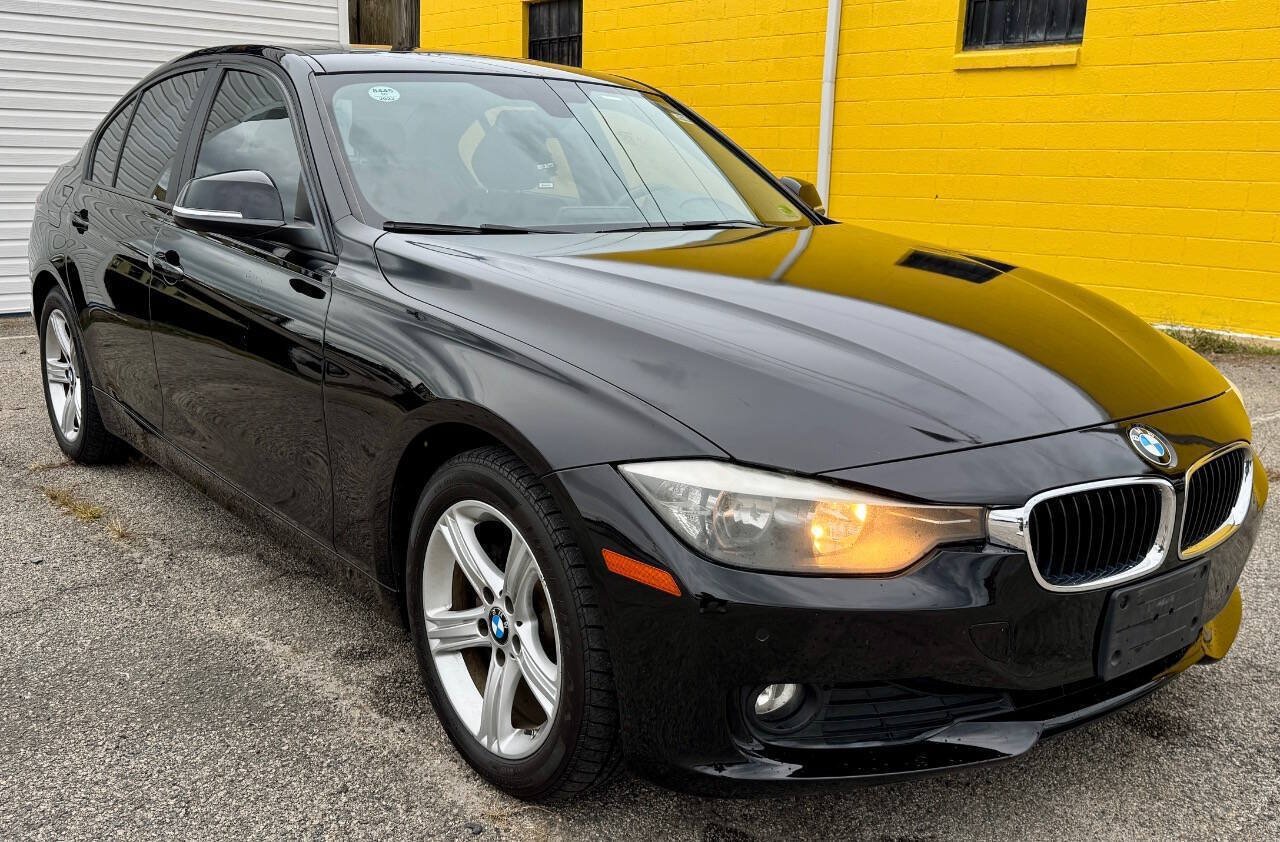 Used 2015 BMW 320i xDrive Sedan AWD/4WD image 3