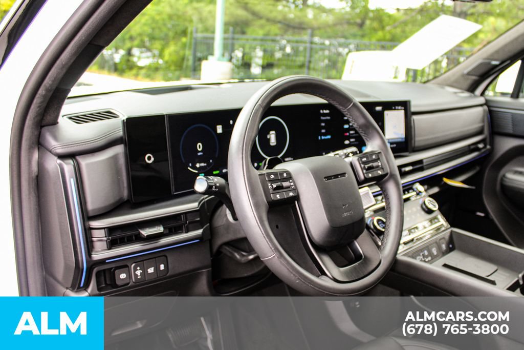 Used 2025 Hyundai Santa Fe Calligraphy AWD/4WD image 33