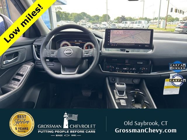 Used 2025 Nissan Rogue SL image 21