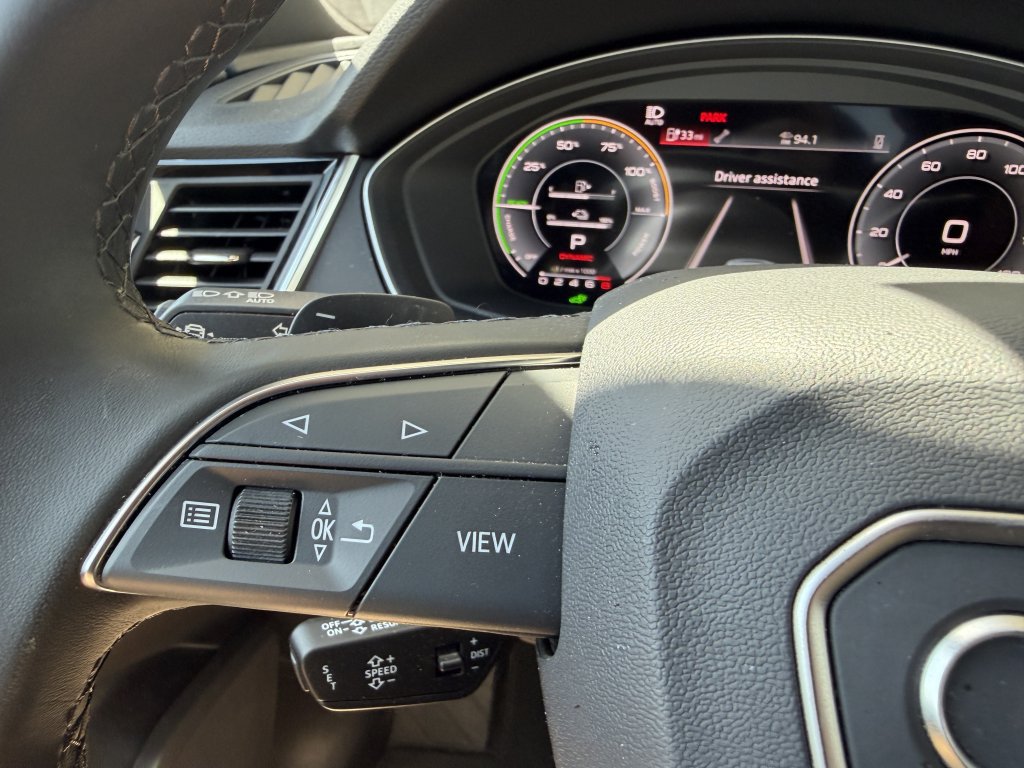 Used 2024 Audi Q5 e Premium w/ Convenience Package AWD/4WD image 30