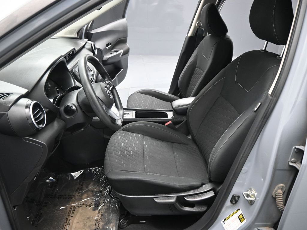 Used 2021 Nissan Kicks SV image 10