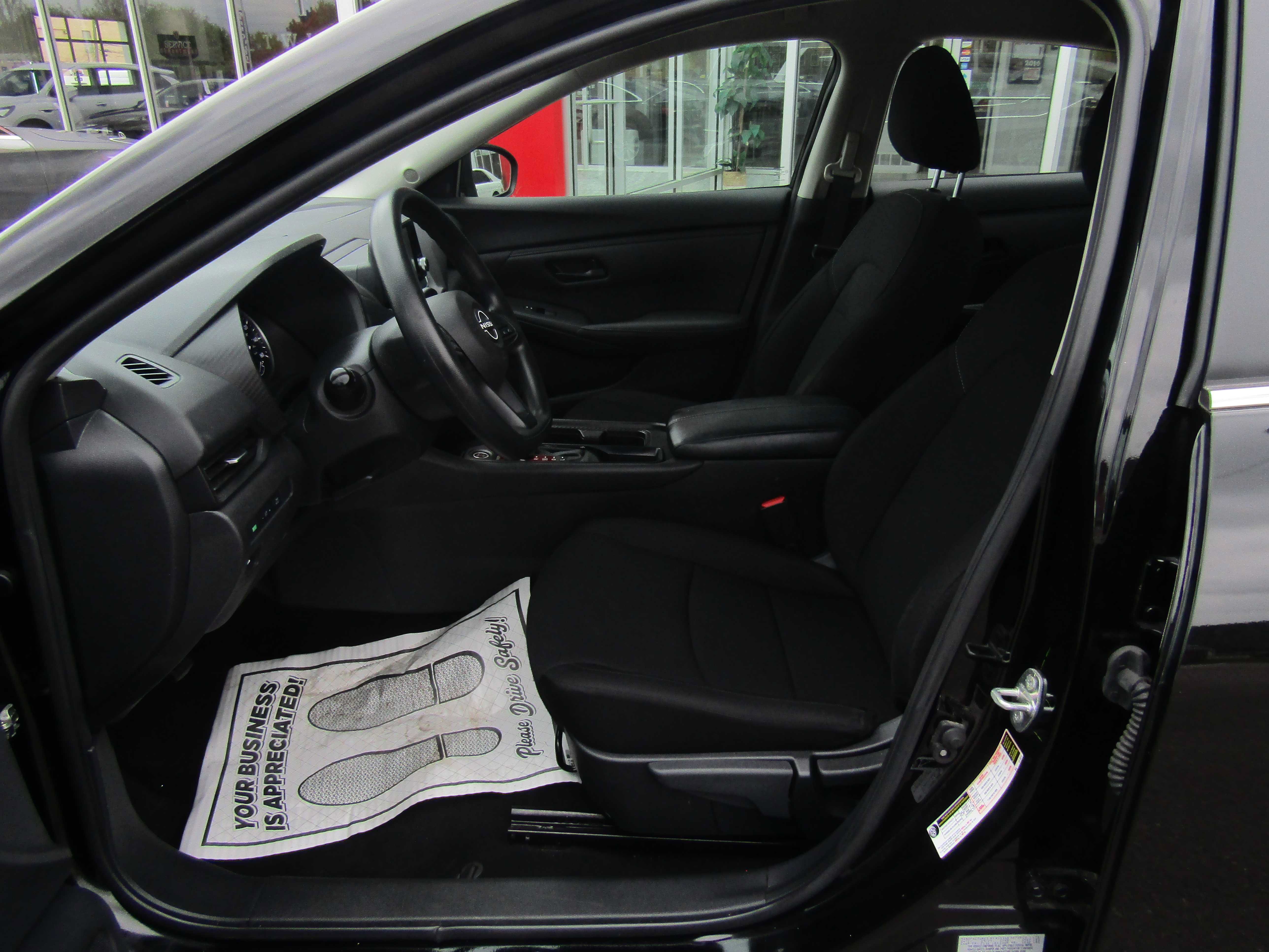 Used 2025 Nissan Sentra S FWD image 9