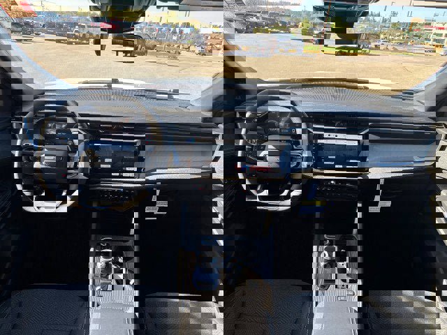 Used 2026 Jeep Cherokee Laredo AWD/4WD image 19