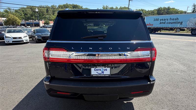 Used 2021 Lincoln Navigator Reserve w/ Luxury Package AWD/4WD image 5