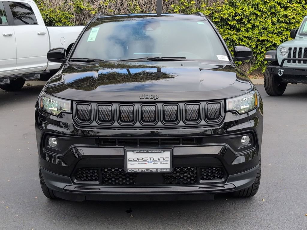 Certified 2022 Jeep Compass Altitude image 2