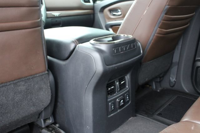 Used 2017 Nissan Titan Platinum Reserve AWD/4WD image 23
