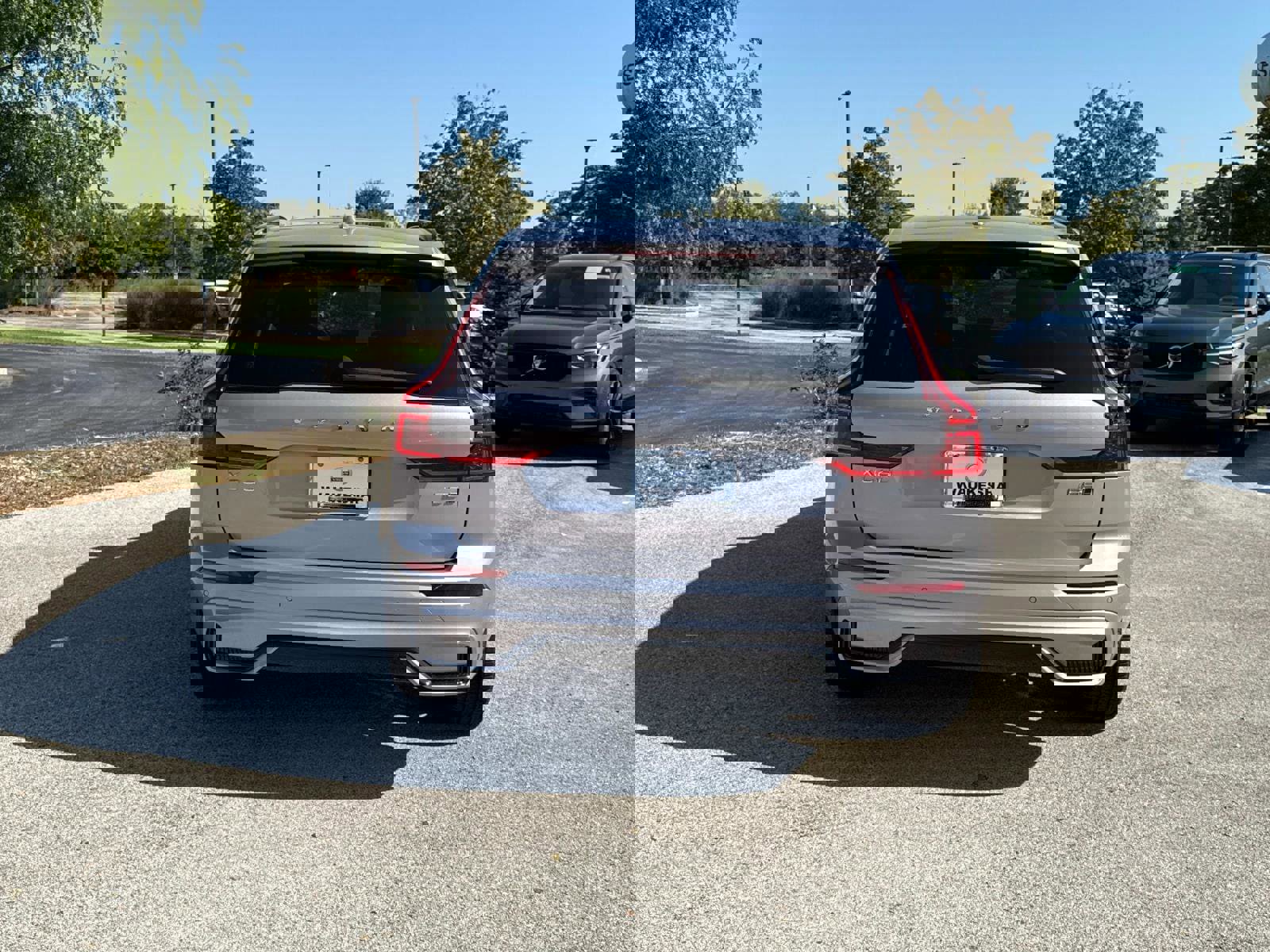 New 2026 Volvo XC60 B5 Plus w/ Climate Package image 6