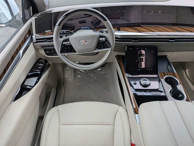 New 2026 Cadillac Escalade Platinum Luxury w/ LPO, Floor Liner Package AWD/4WD image 18