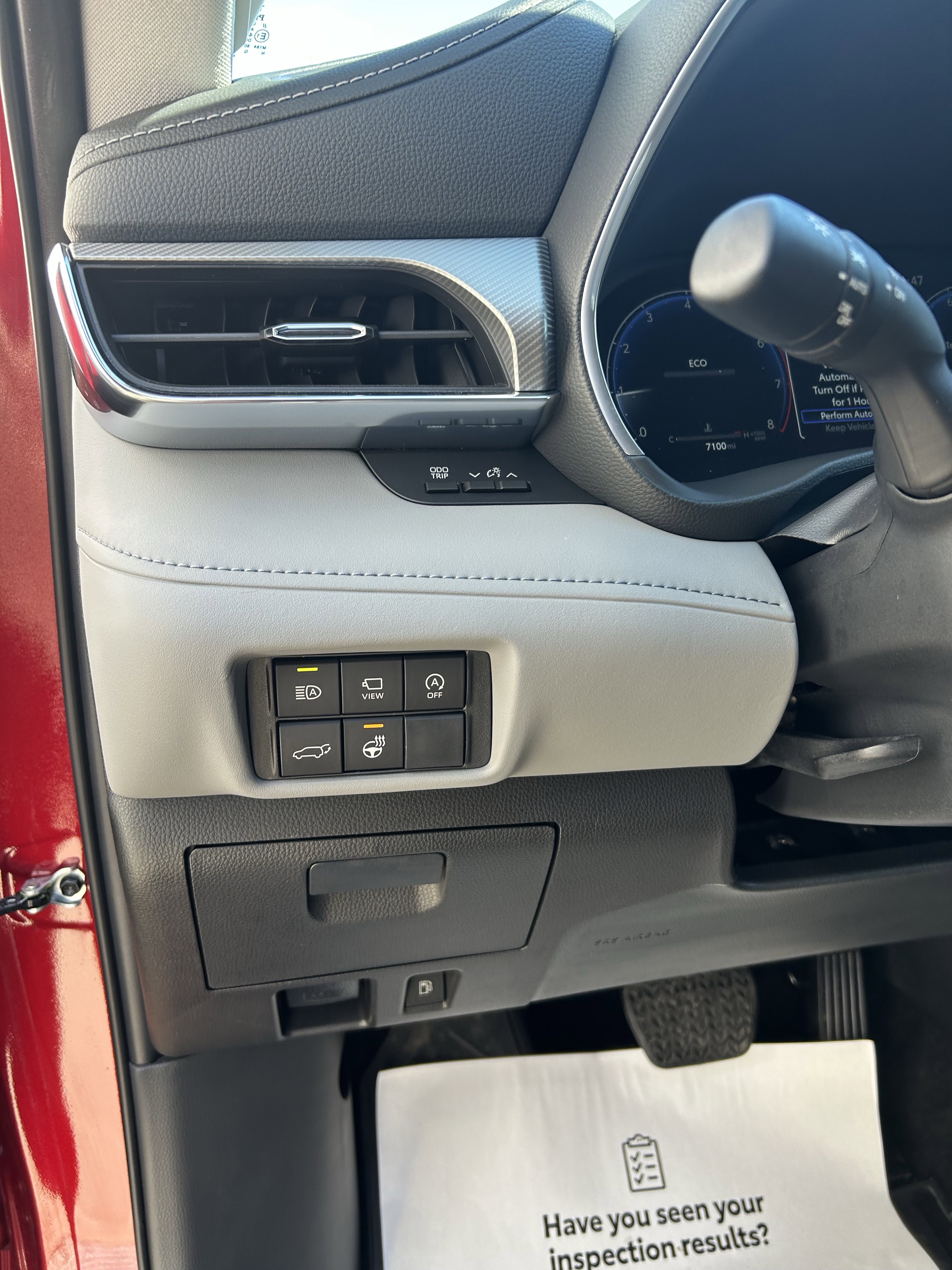 Used 2024 Toyota Highlander Platinum image 25