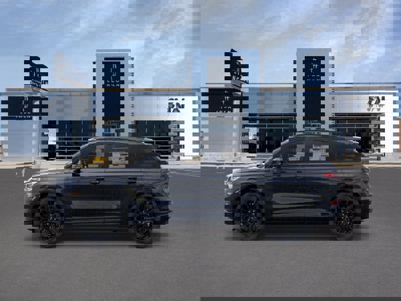 New 2026 Lincoln Corsair Premiere image 3