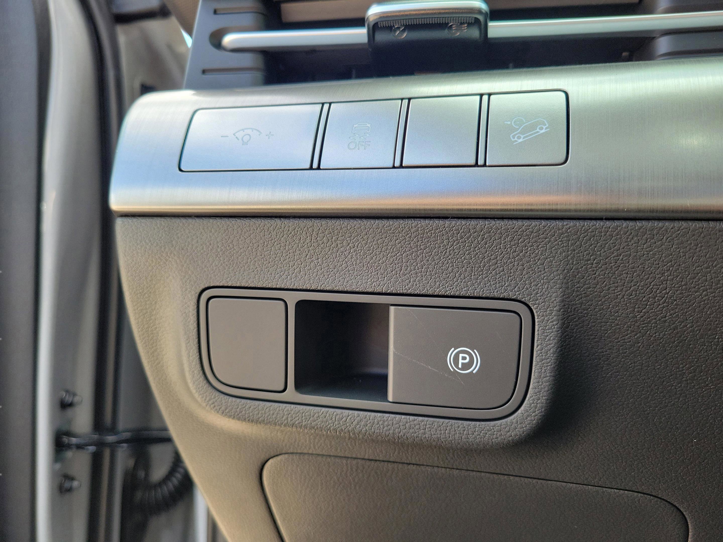 New 2026 Hyundai Kona SEL Premium image 6