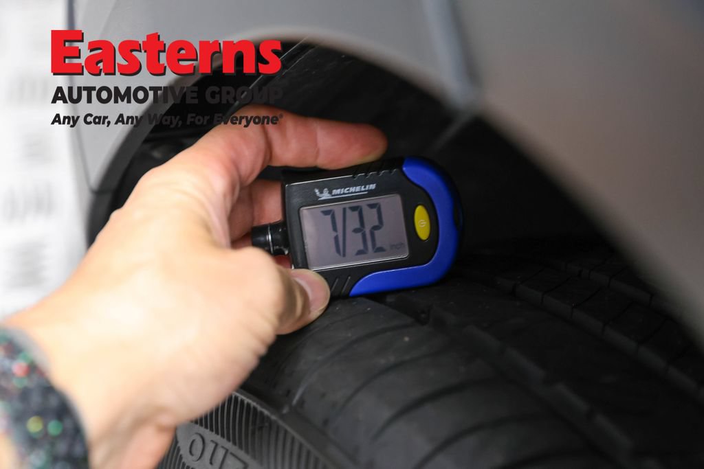 Used 2025 Volkswagen Taos SE AWD/4WD image 26