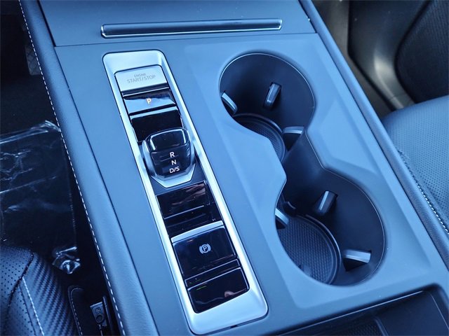 New 2026 Volkswagen Atlas Cross Sport SE image 13