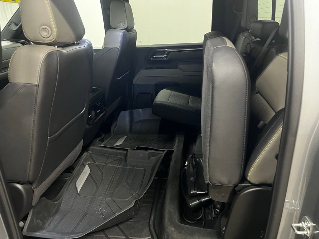 Used 2026 Chevrolet Silverado 2500 ZR2 AWD/4WD image 44
