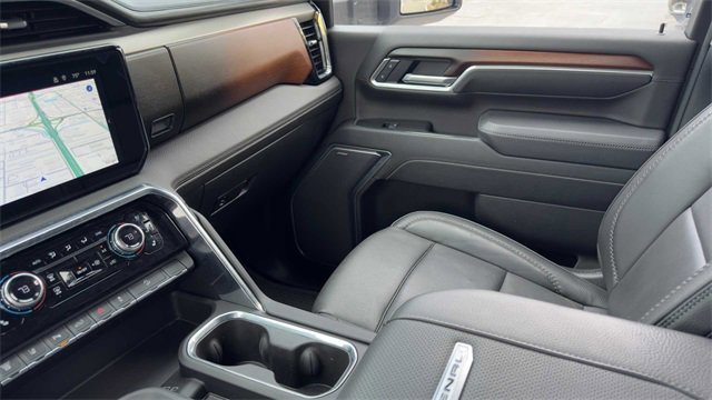 Used 2025 GMC Sierra 3500 Denali w/ Denali Reserve Package image 31