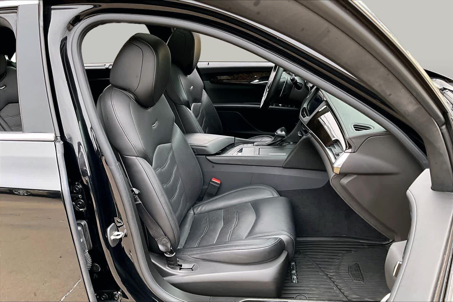 Used 2018 Cadillac CT6 Luxury AWD/4WD image 8