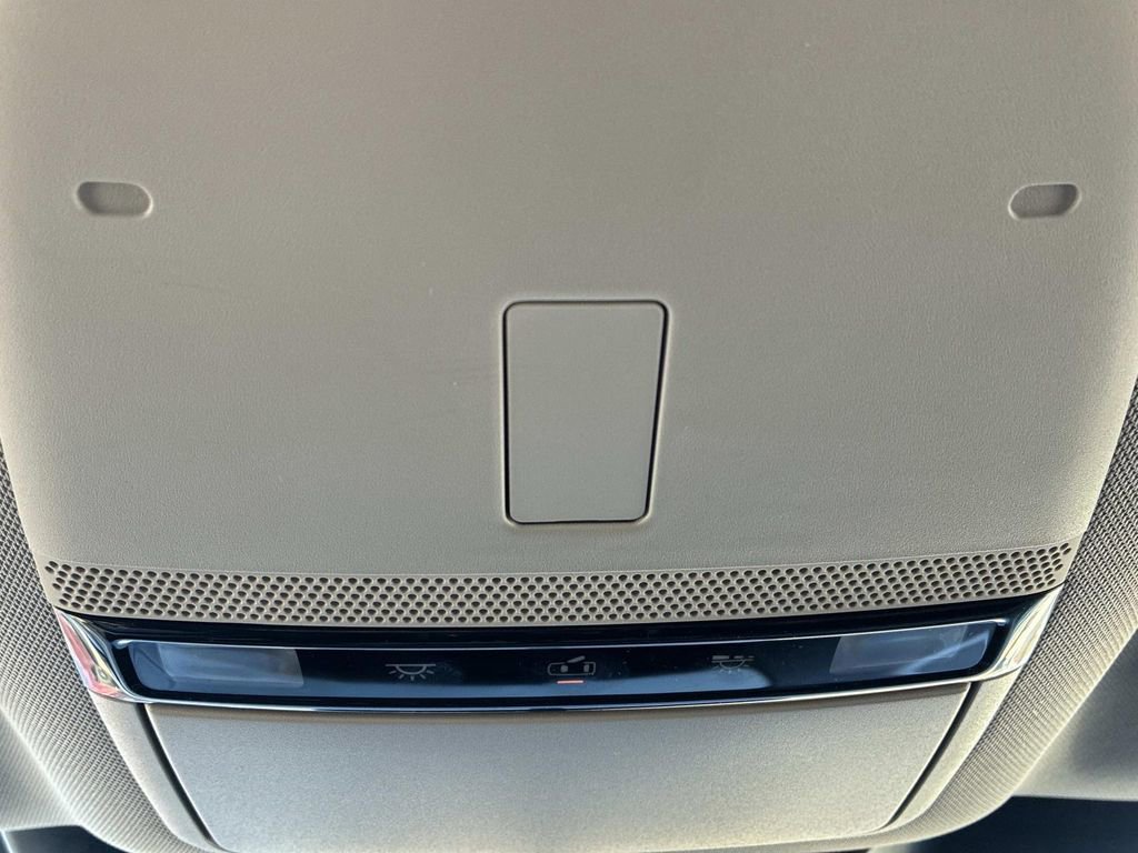 Certified 2025 Nissan Murano SV image 35