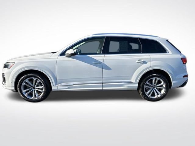 Used 2025 Audi Q7 3.0T Premium Plus AWD/4WD image 2
