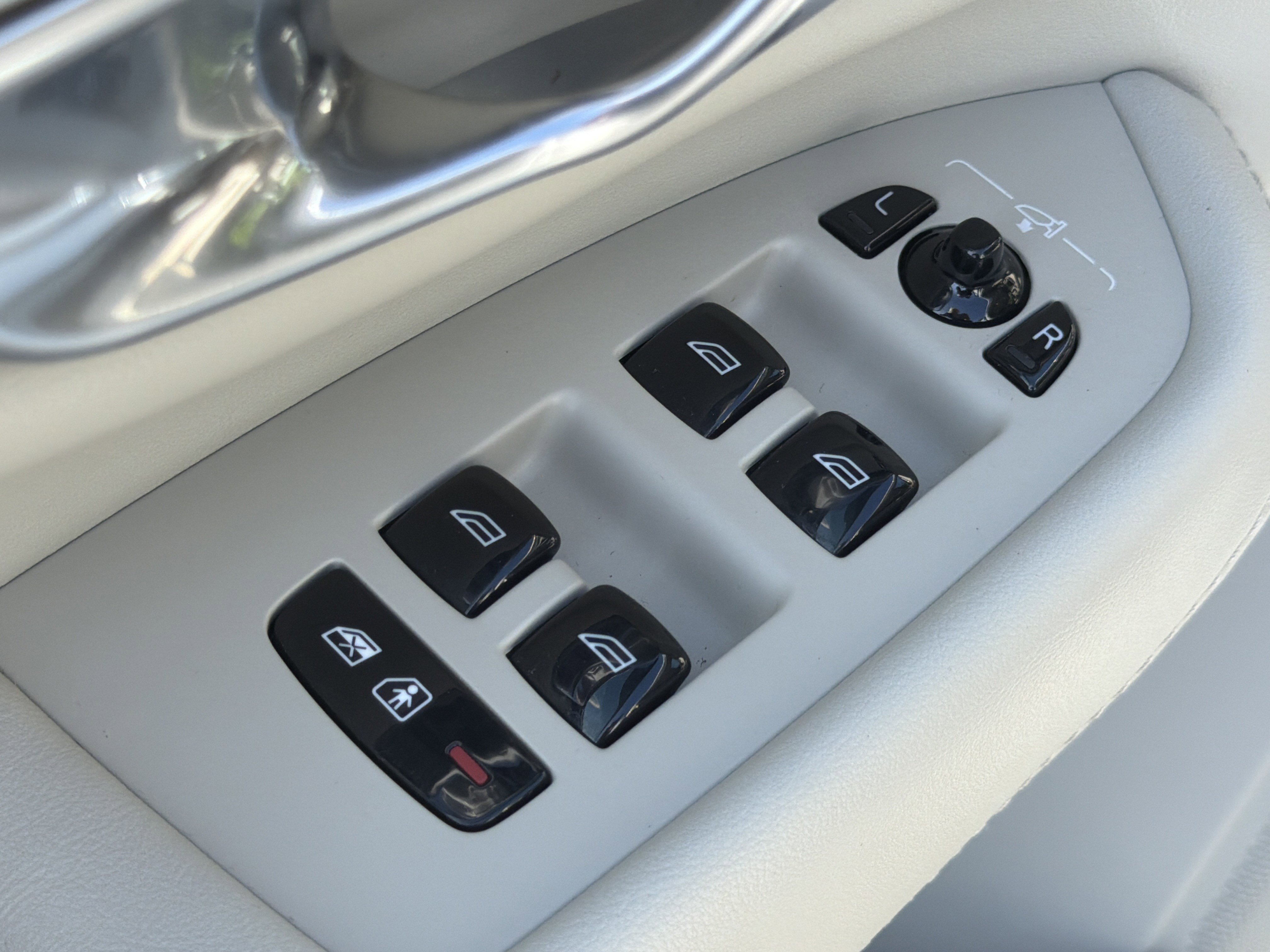 Certified 2023 Volvo XC90 B6 Ultimate image 15