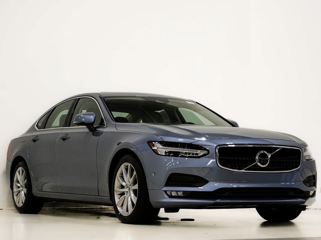 Used 2017 Volvo S90 T6 Momentum w/ Vision Package
